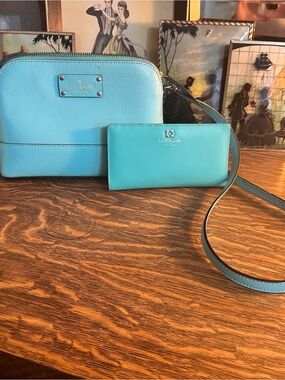 kate spade turquoise leather crossbody with matching card wallet